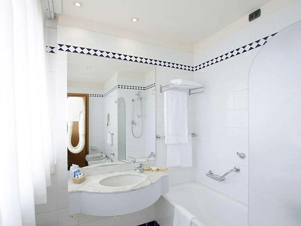 The Gate Hotel 세스토 피오렌티노 0*,